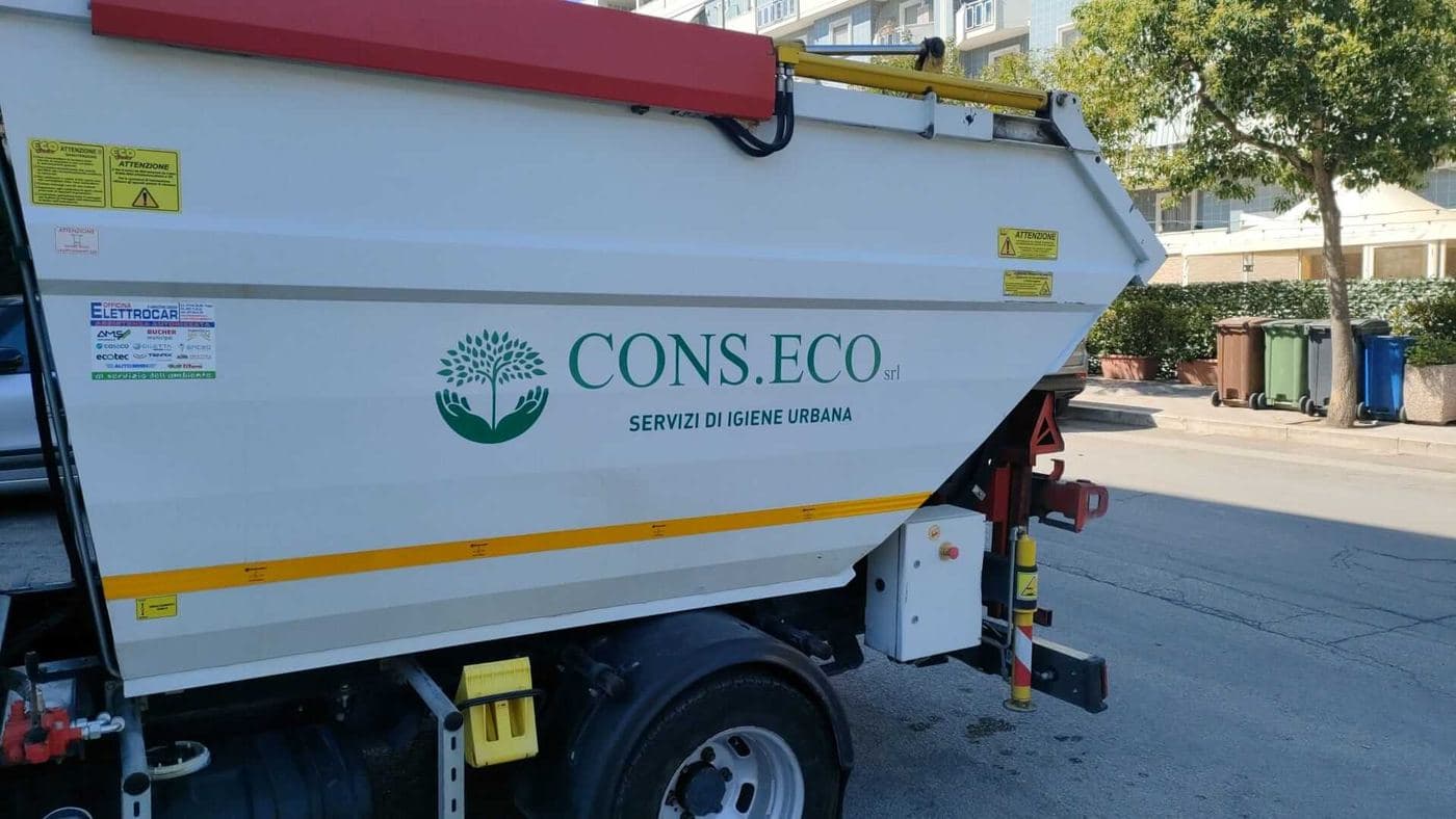 Compattatore Cons.Eco per i servizi di igiene urbana